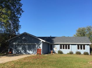 1879 Bracknel Blvd, Rockford, IL 61103
