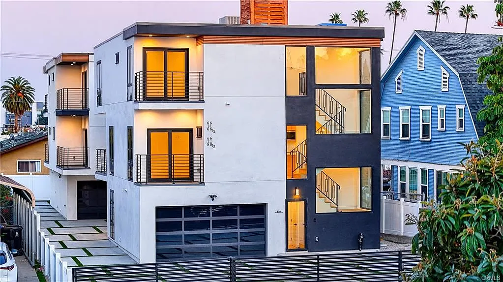 616 Mariposa Avenue - 616 — Photo 1