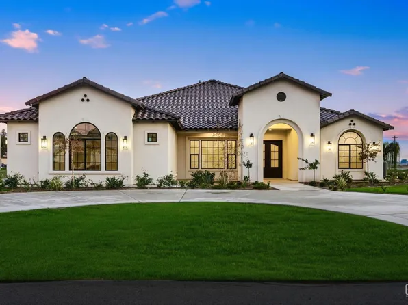 8023 Immaculate Way, Bakersfield, CA 93313