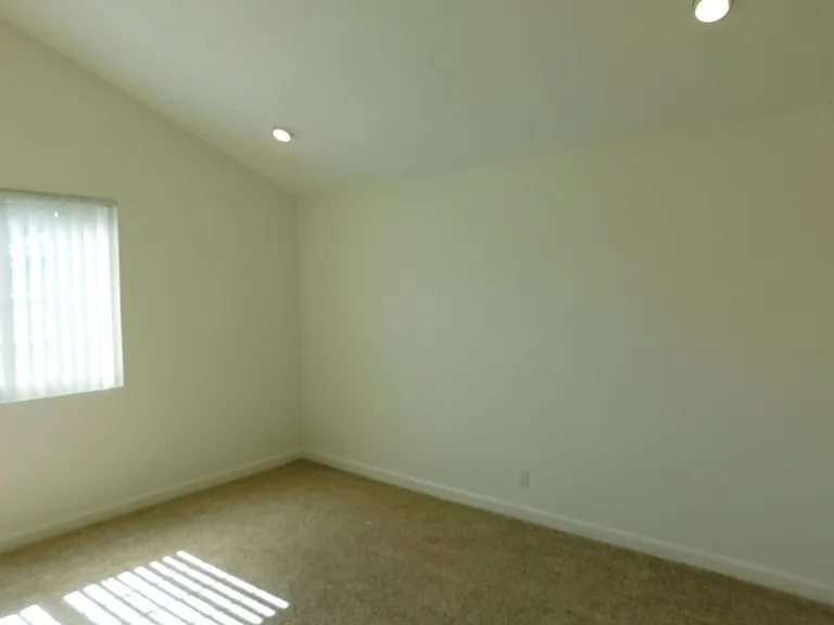 8312 Kingsdale Dr — Photo 22