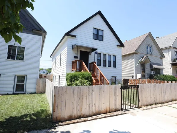 2479 S 10th STREET, Milwaukee, WI 53215