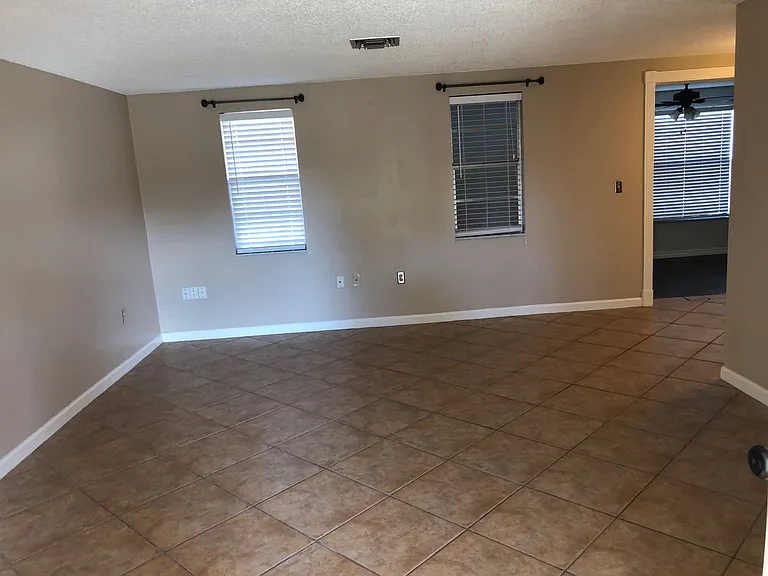351 S Florida Ave — Photo 13