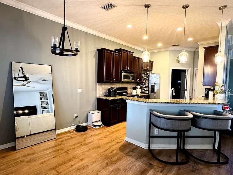 13339 Zori Ln — Photo 10