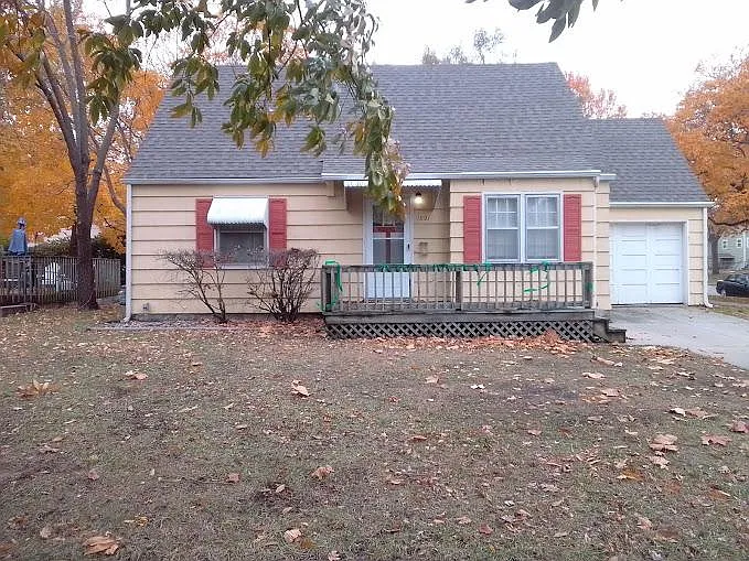4 bed, 1600 sqft, $3,400 — Photo 1