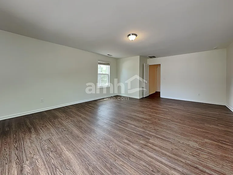 305 Switchback St — Photo 15