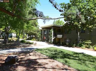 1300 Canyonwood Ct APT 8, Walnut Creek, CA