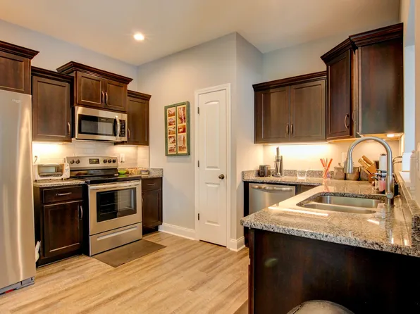 151 Jesse Dr, Pleasant View, TN 37146