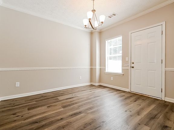 5th image of 6270 Winston Trce
