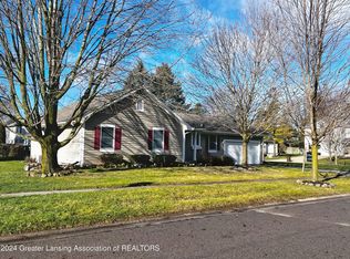 109 Avon Dr, Mason, MI 48854