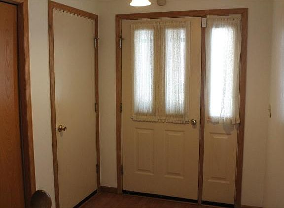 5th image of 2102 132nd Ln NE