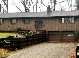 108 Redwood Ln, Butler, PA 16002