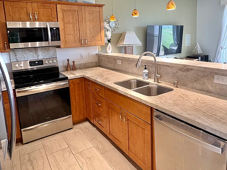 3950 Kalai Waa St #N103 — Photo 11