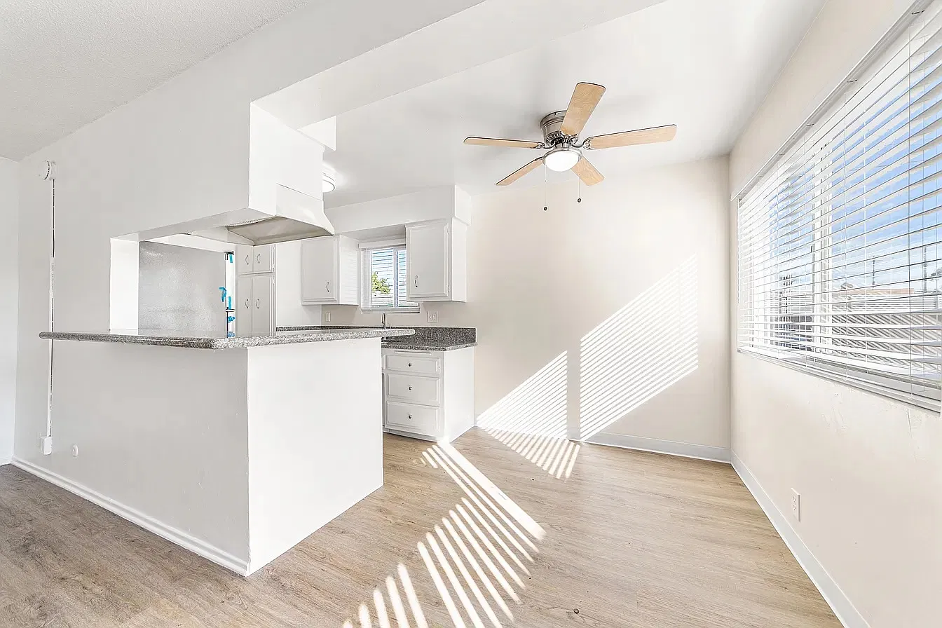 1 bed, 800 sqft, $1,675 — Photo 2