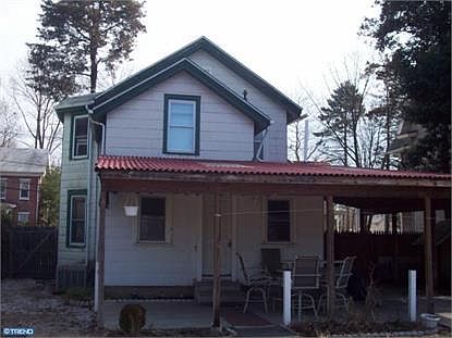 2nd image of 629 Cooper St