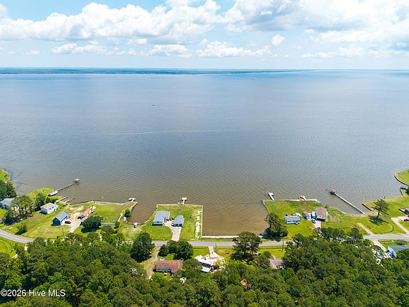 3rd image of 113 Driftwood Drive