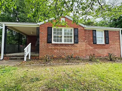 301 Bradley Dr Photo 1