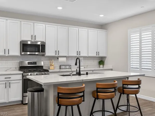 8854 Mountain Lion Ave, Las Vegas, NV 89166