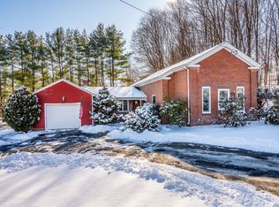 1240 Mapleton Ave, Suffield, CT 06078