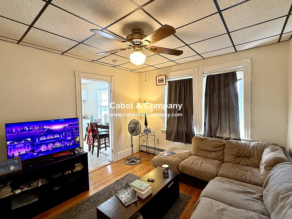 10 Craigie St #2