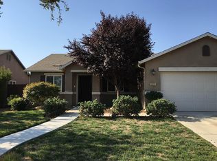 2653 W Prescott Ave, Visalia, CA 93291