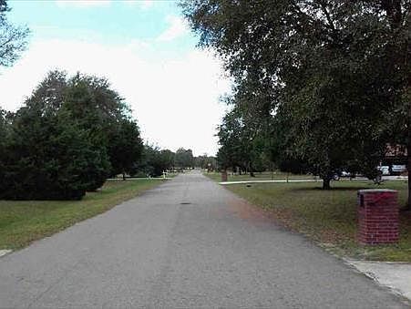 2nd image of 2772 Lake Dr