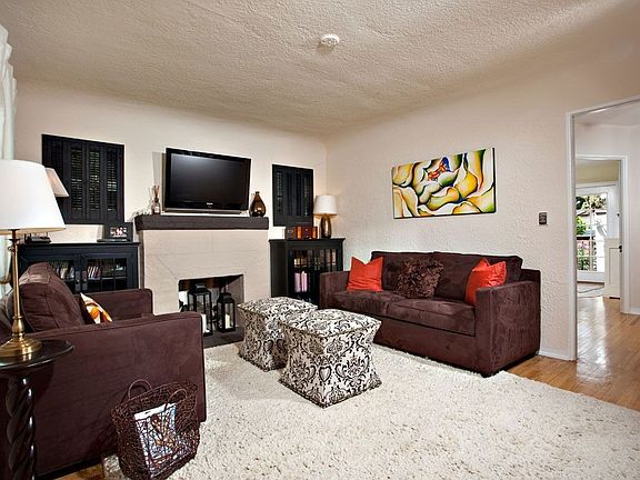 2nd image of 5286 Cass St