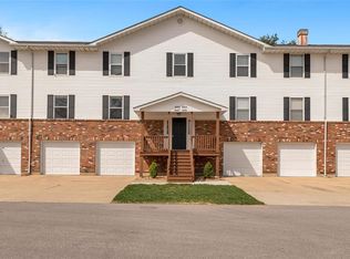 687 Boca Raton Dr #C, Saint Peters, MO 63376