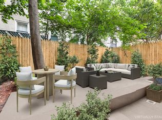 251 N 8th St APT 1L, Brooklyn, NY 11211