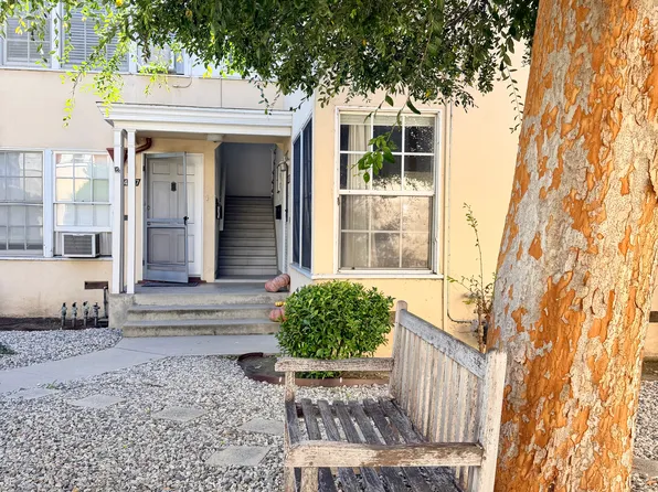 4319 Cahuenga Blvd, North Hollywood, CA 91602