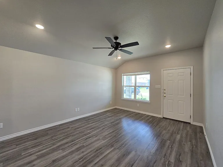 523 Lost Trl — Photo 6