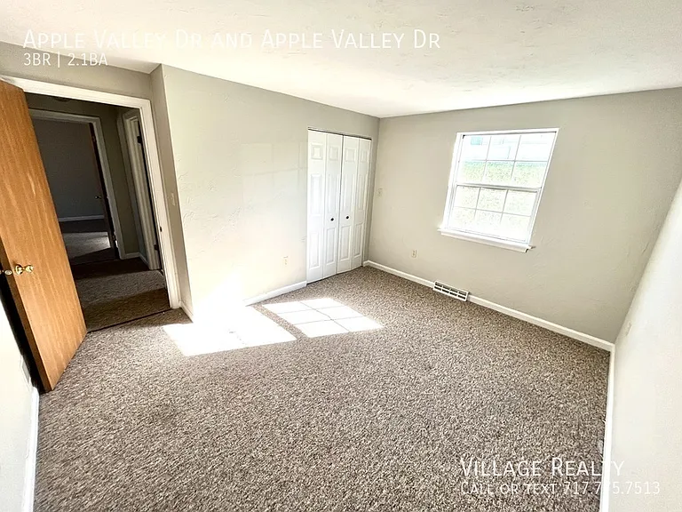 Apple Valley Dr — Photo 14