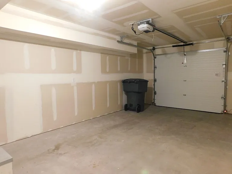 654 Trinity Way #B — Photo 18