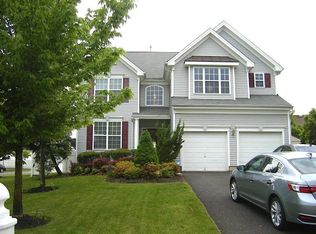 14 Skurka Ct, Sayreville, NJ