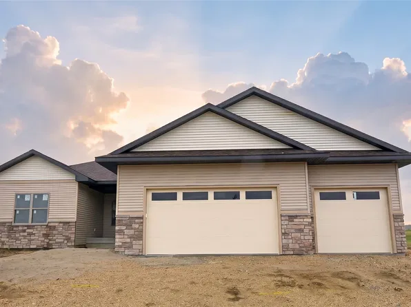 4123 Gemstone Rd, Marion, IA 52302