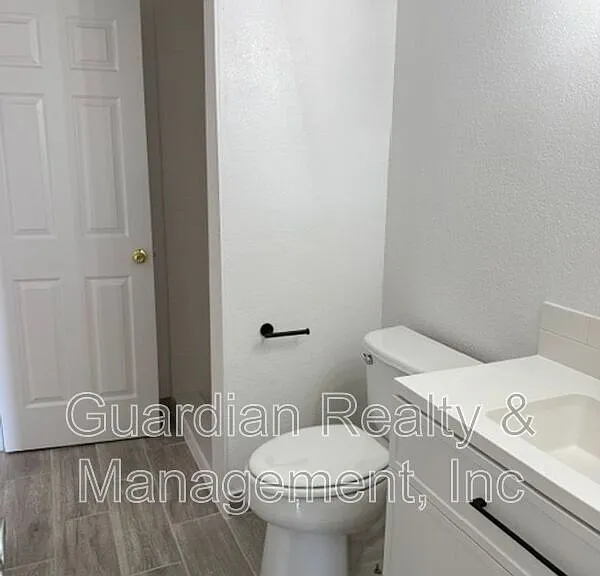 20826 N 16th Dr — Photo 12
