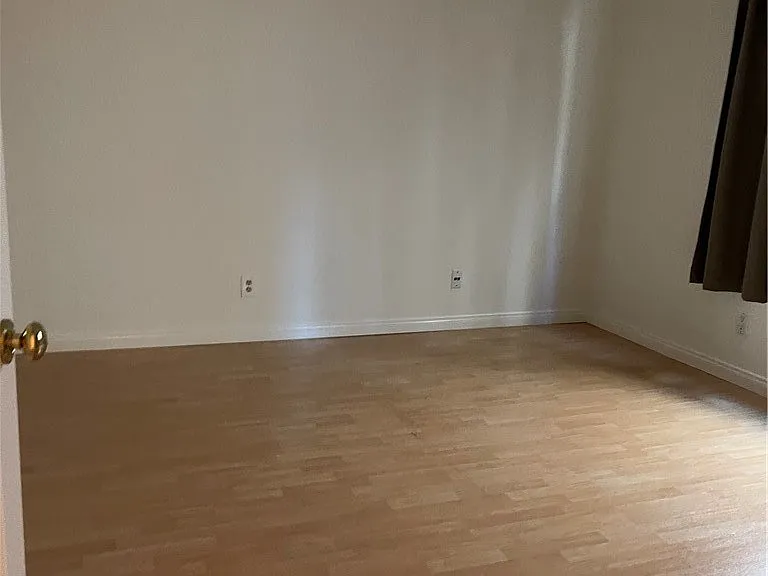 10630 Moorpark St #104 — Photo 64