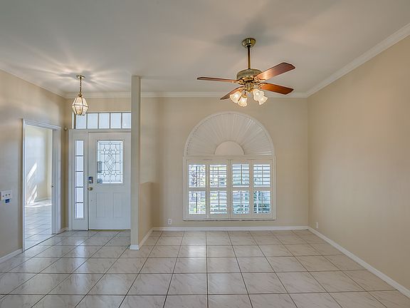3rd image of 14142 Stonegate Dr