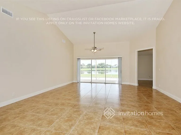 12132 Quilting Ln — Photo 3
