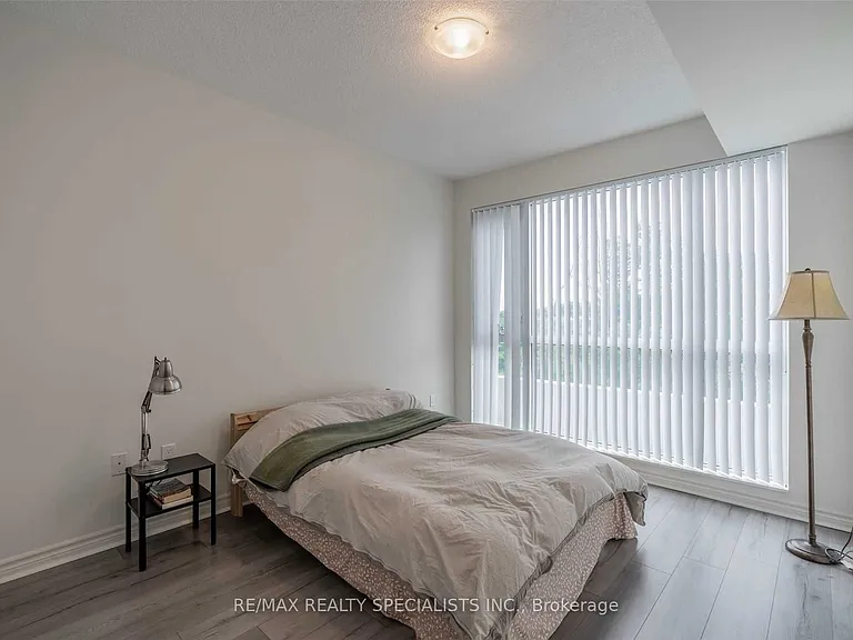349 Rathburn Rd W #202 — Photo 9