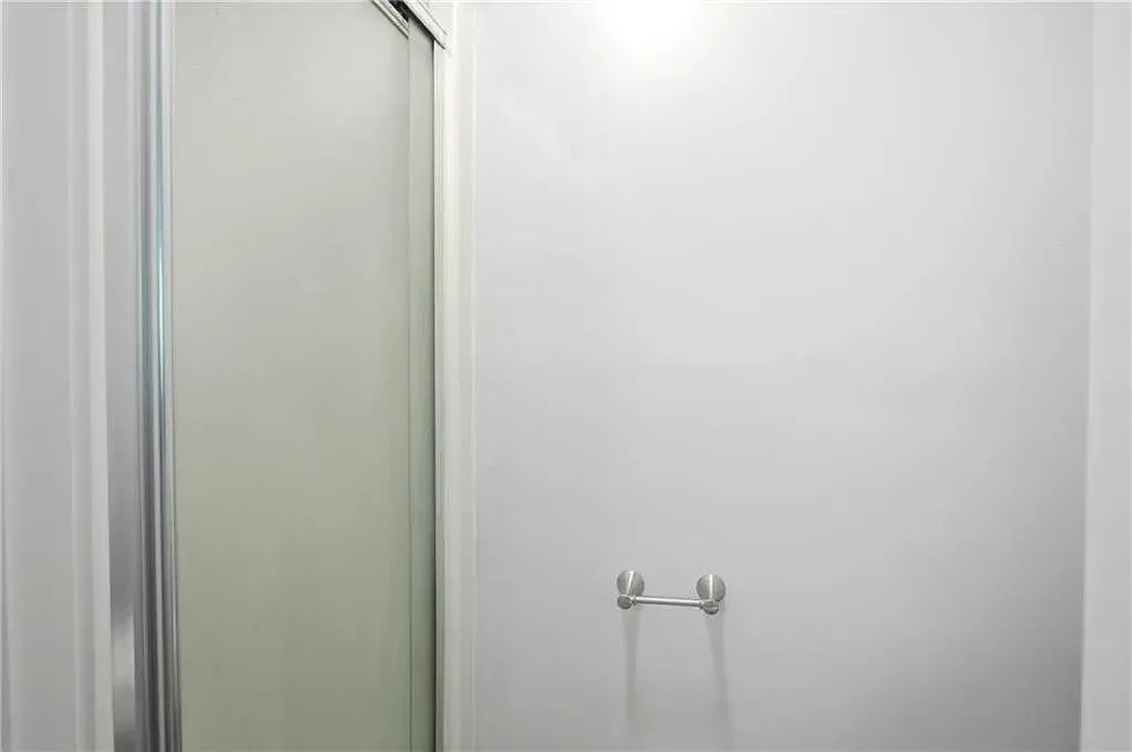 1 bed, 1.0 bath, $800 — Photo 1
