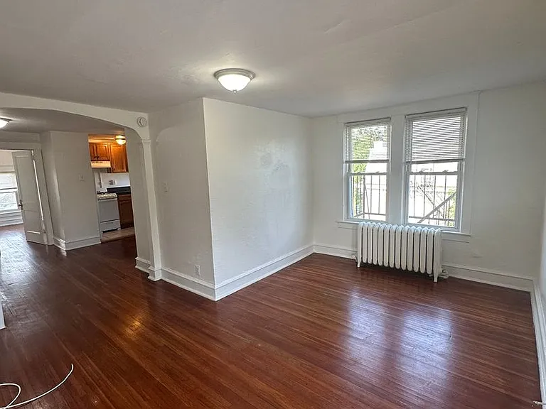 60 Nyack Ave — Photo 5