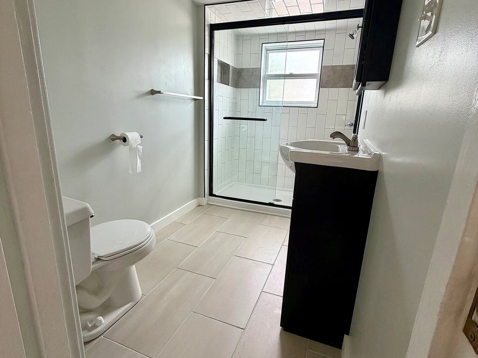 3 bed, $1,850 — Photo 2