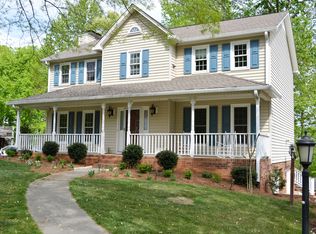 6135 Tennyson Dr, Kernersville, NC 27284