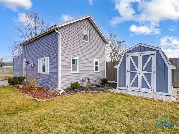 24443 3rd St, Grand Rapids, OH 43522