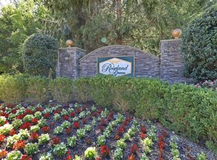 26 Bovensiepen Ct, Roseland, NJ