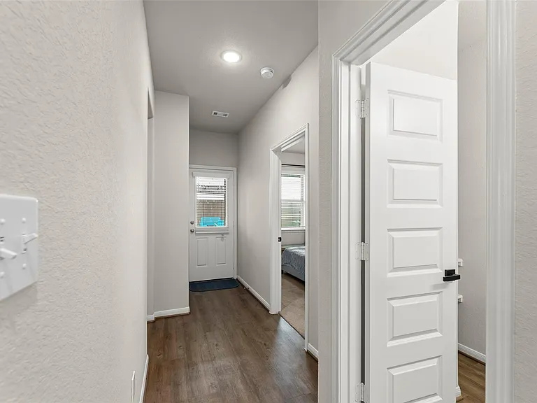 14911 Spring Forest Ln — Photo 20