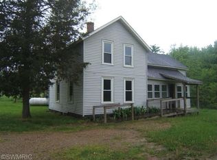 2360 County Road 665, Bloomingdale, MI 49026