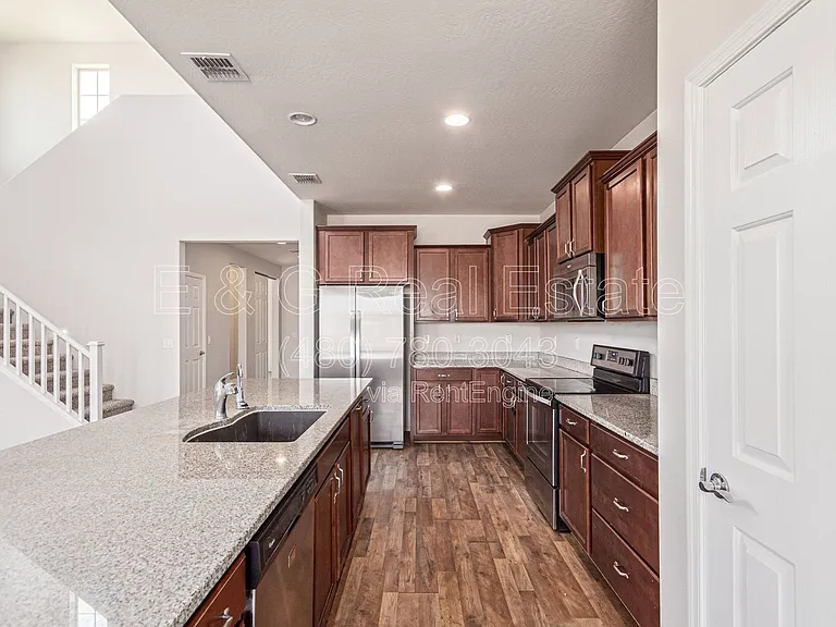1130 W Danish Red Trl — Photo 11