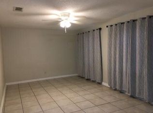 515 State St APT B, Bay Saint Louis, MS 39520