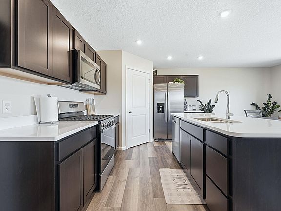5th image of 1026 Miller Woods Way